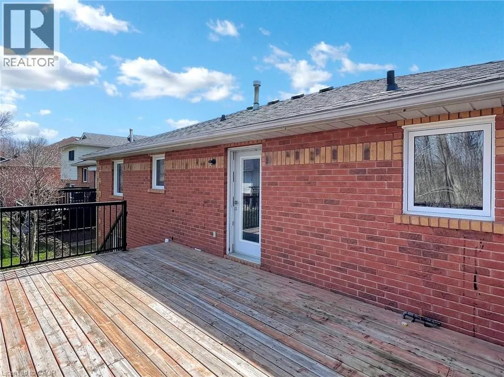 35 INNISBROOK Drive