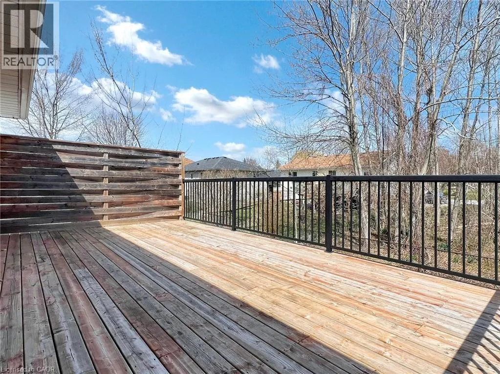 35 INNISBROOK Drive