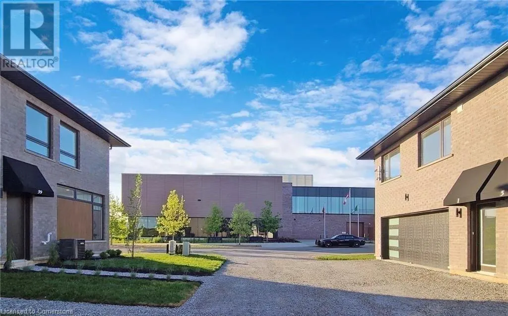 9 SUMMERSIDES Mews