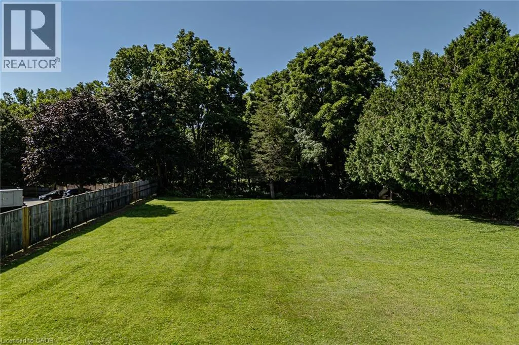 316 QUEENSWAY W