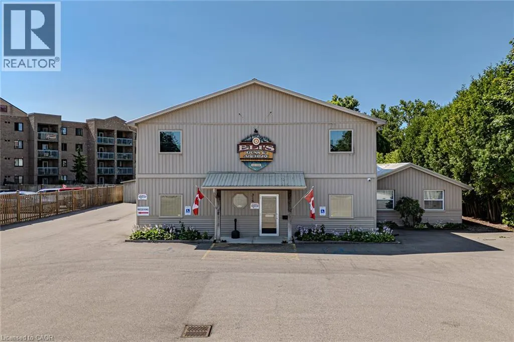 316 QUEENSWAY W