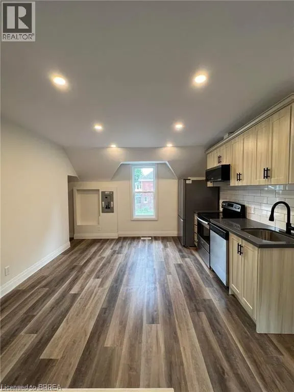 55 EAGLE Avenue Unit# 2, #2