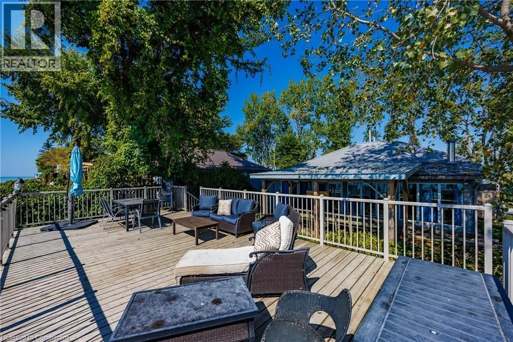 205 HASTINGS Drive