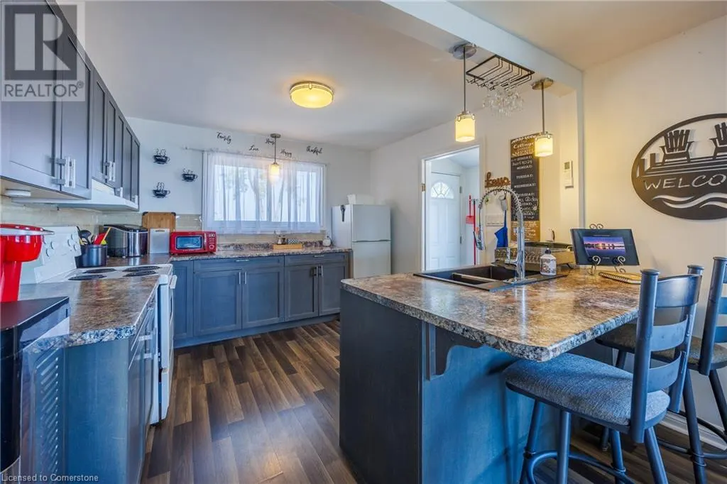 205 HASTINGS Drive