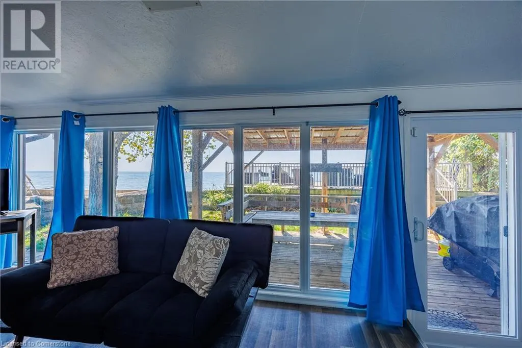 205 HASTINGS Drive