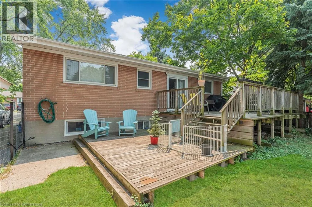 611 PINEGROVE Road