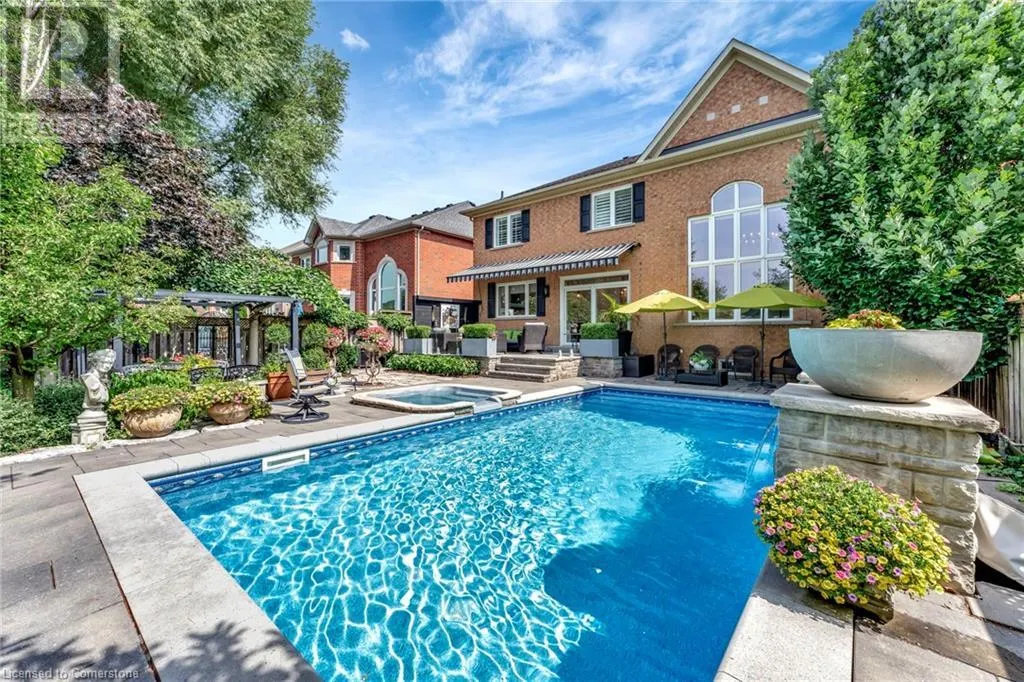 2469 WHISTLING SPRINGS Crescent