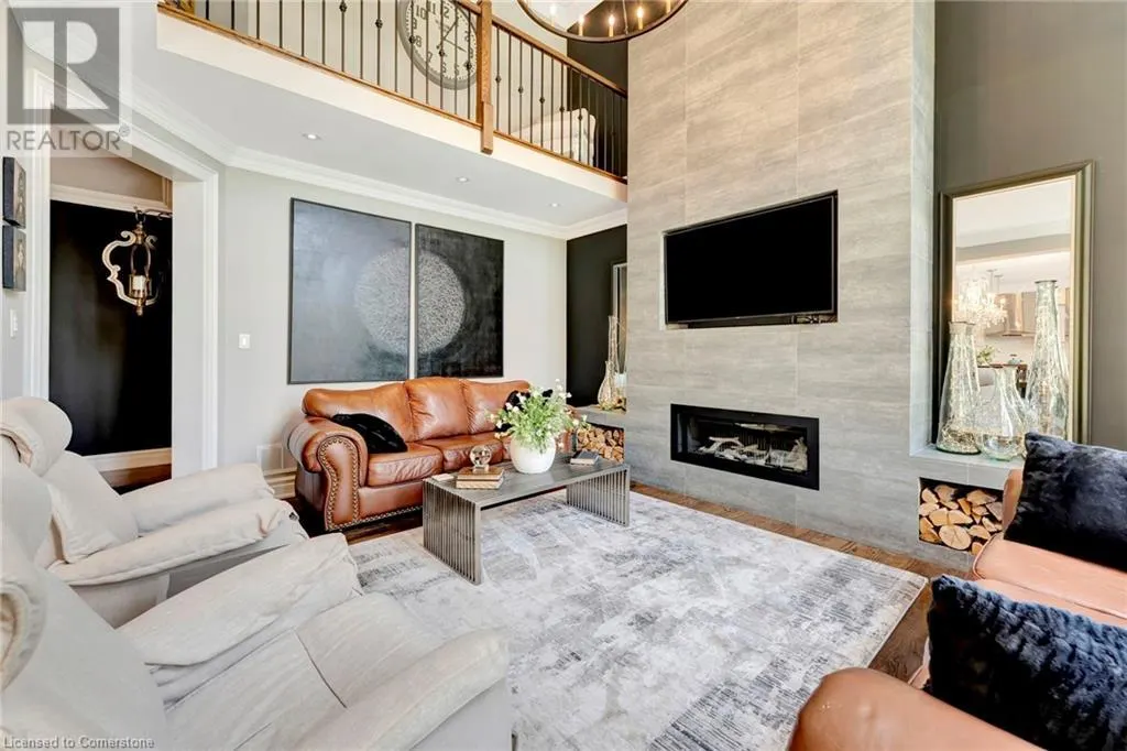 2469 WHISTLING SPRINGS Crescent