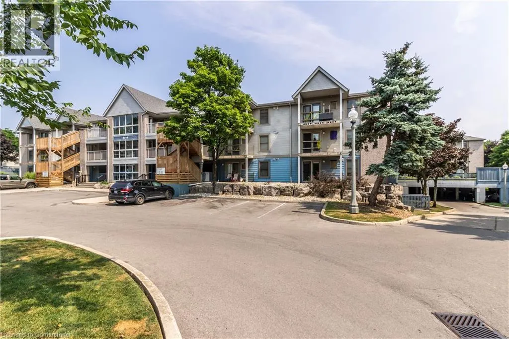 2010 CLEAVER Avenue Unit# 207, #207