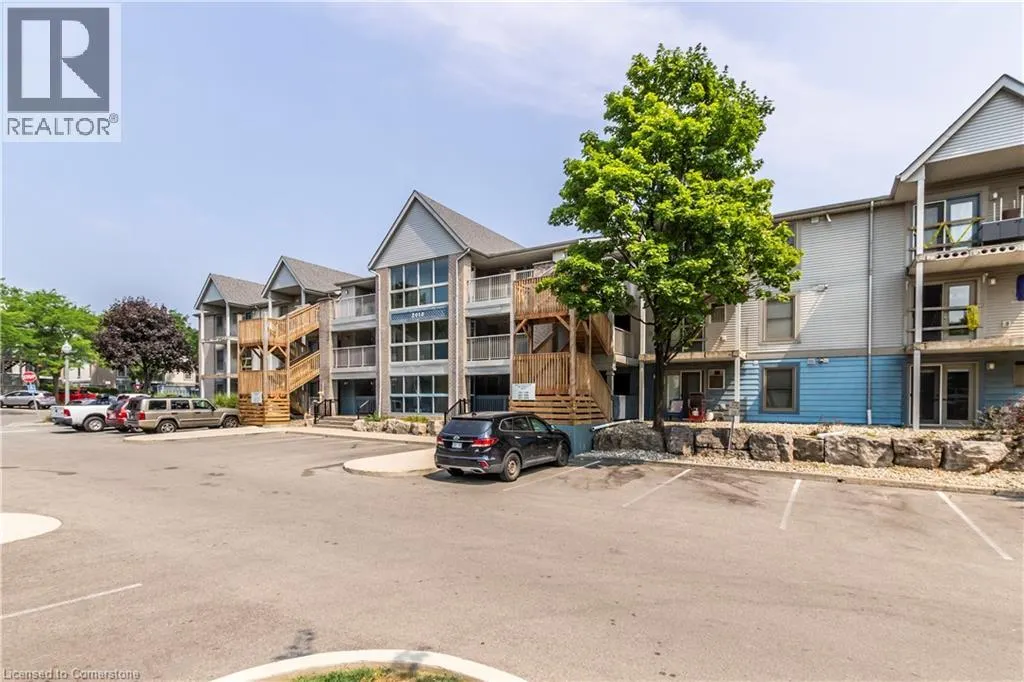 2010 CLEAVER Avenue Unit# 207, #207