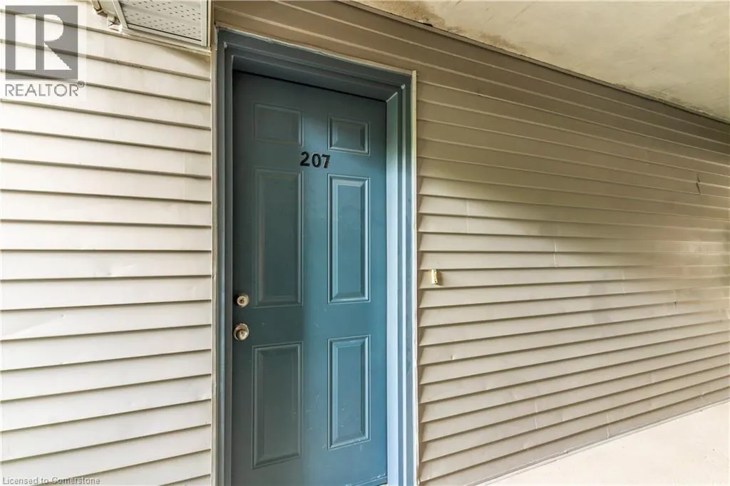 2010 CLEAVER Avenue Unit# 207, #207