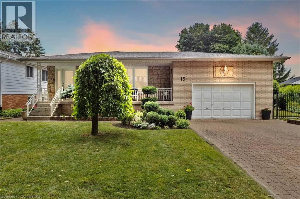 15 DEBORA Drive