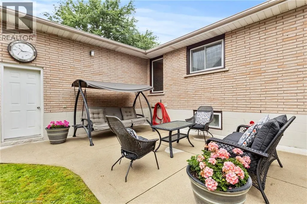15 DEBORA Drive
