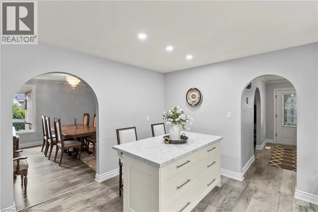 15 DEBORA Drive