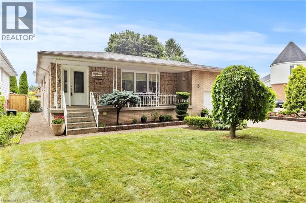 15 DEBORA Drive