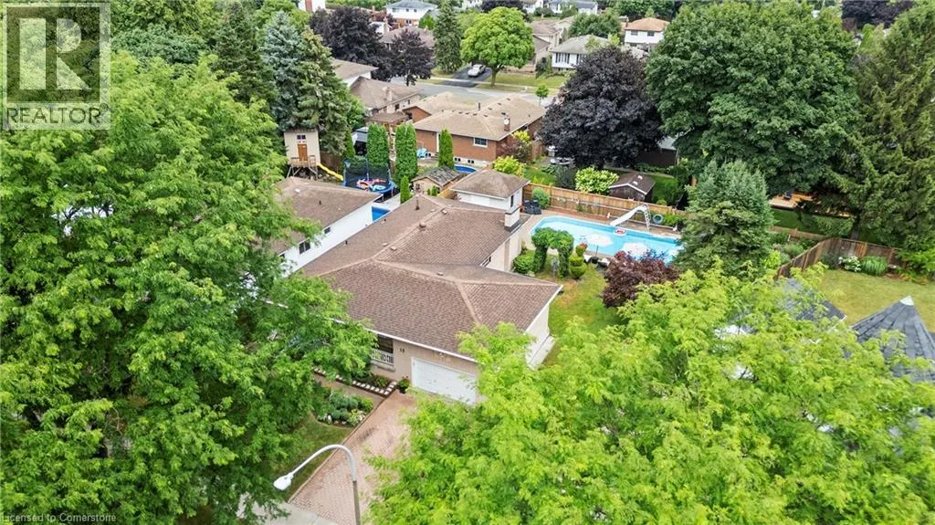 15 DEBORA Drive