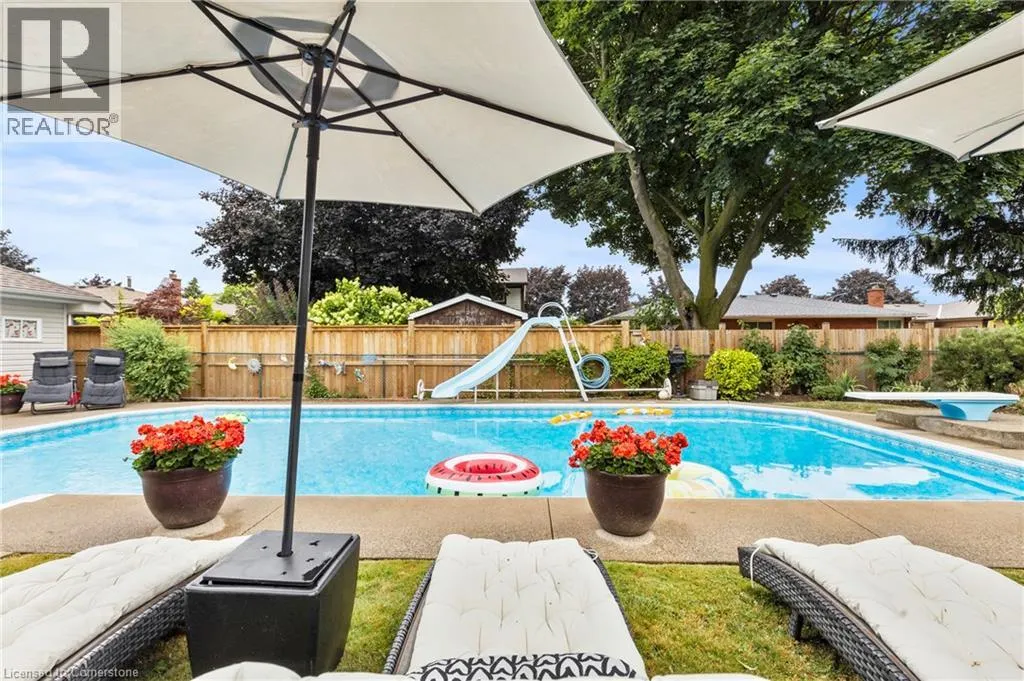 15 DEBORA Drive