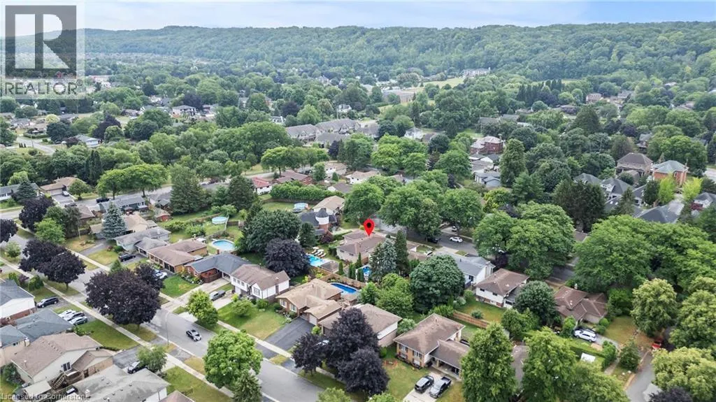 15 DEBORA Drive