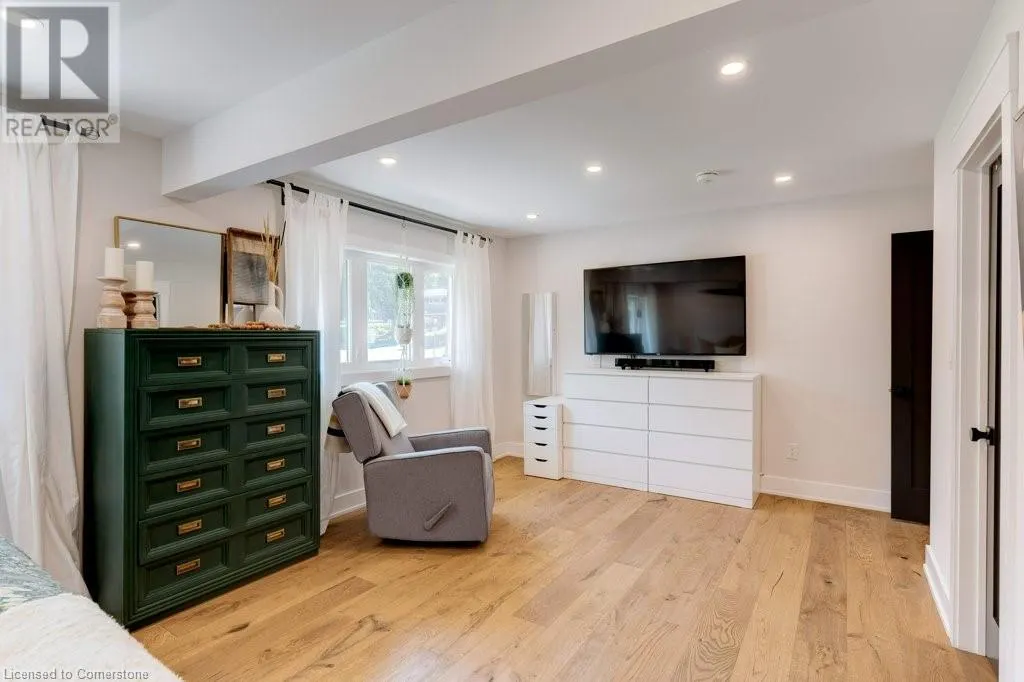 258 GARDENVIEW Drive