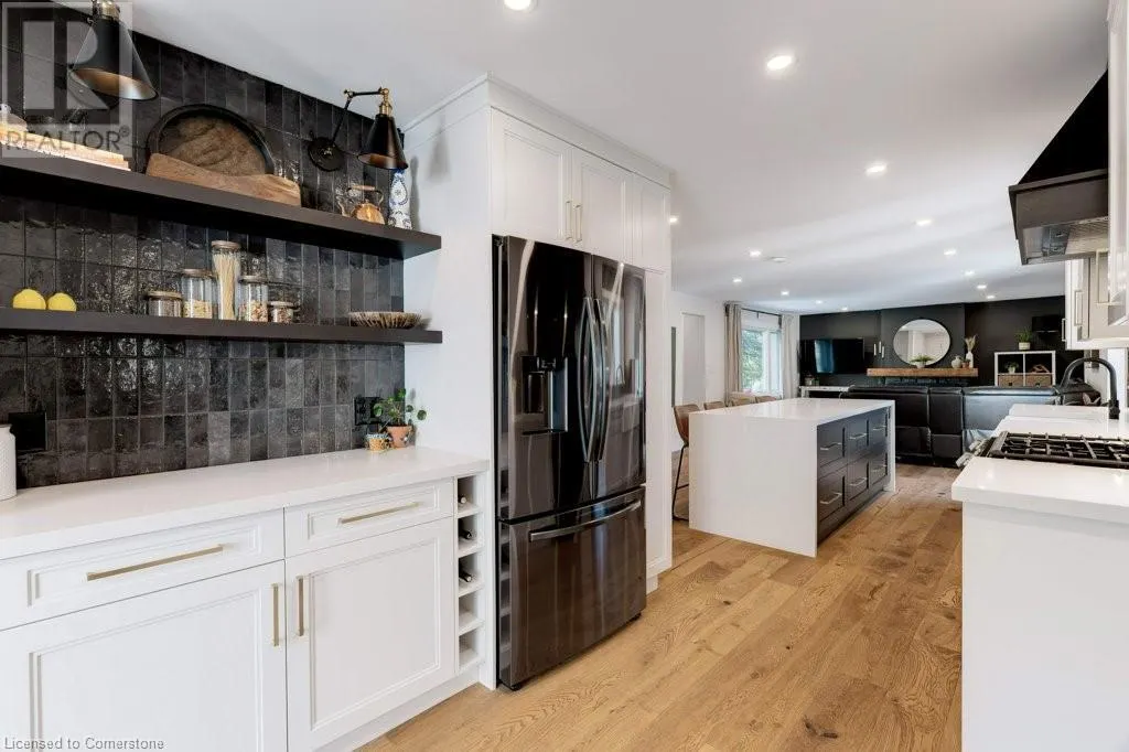 258 GARDENVIEW Drive
