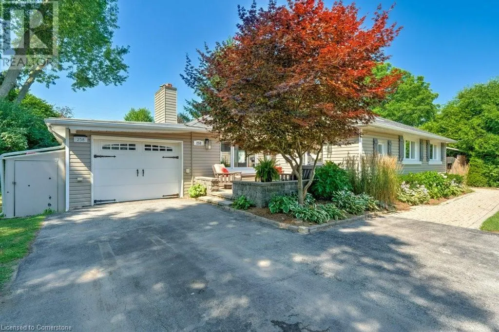 258 GARDENVIEW Drive