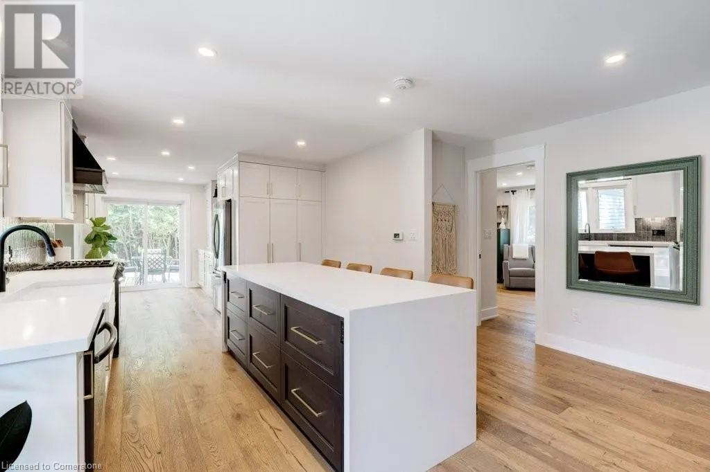 258 GARDENVIEW Drive