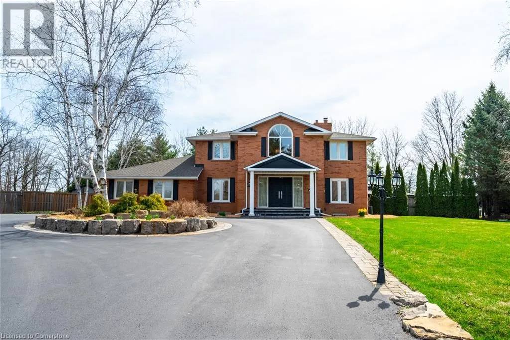 24 JOHN MARTIN Crescent