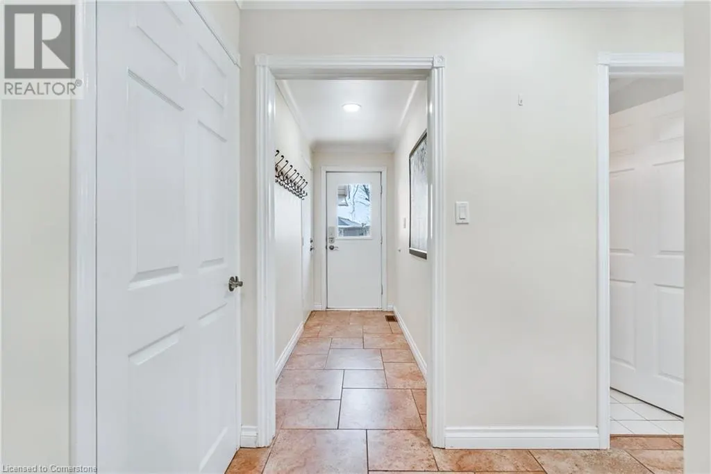 24 JOHN MARTIN Crescent