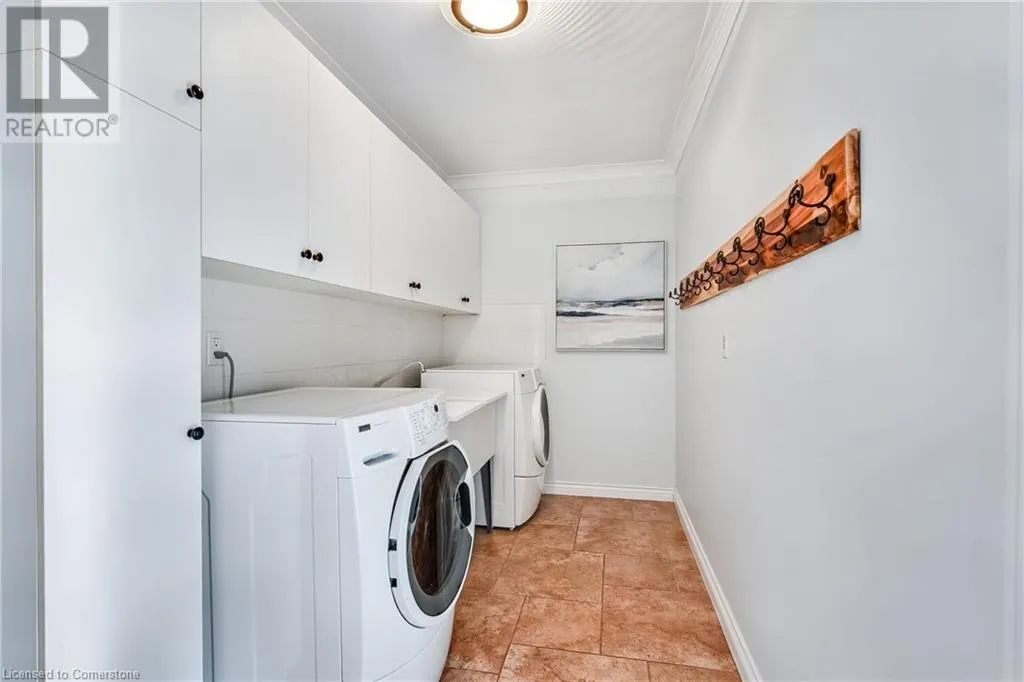 24 JOHN MARTIN Crescent