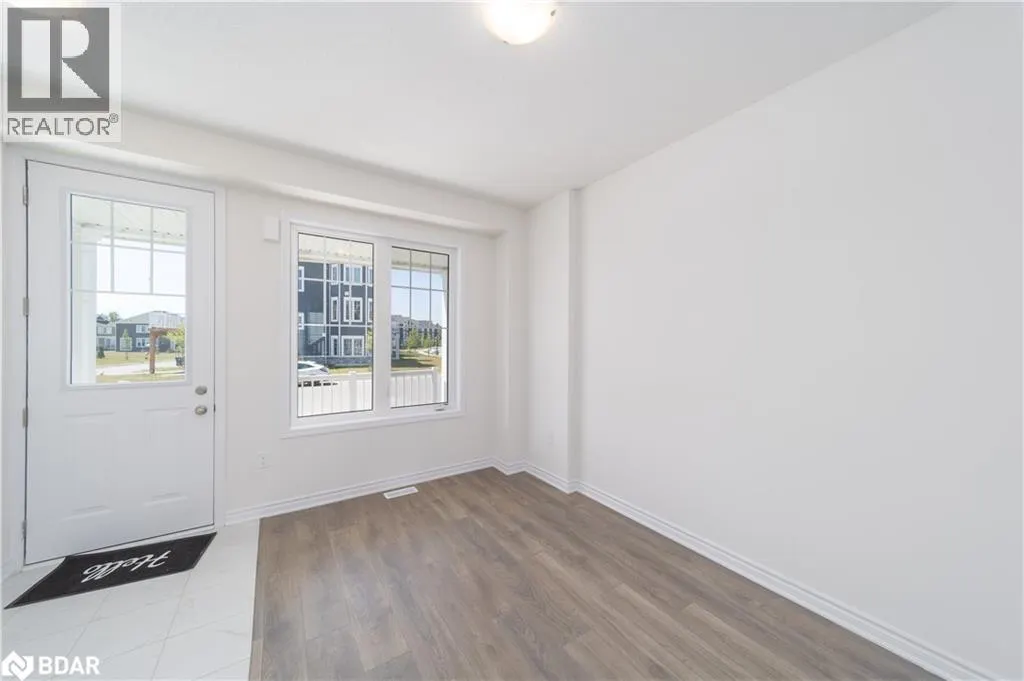 4 SHAPIRA AVE