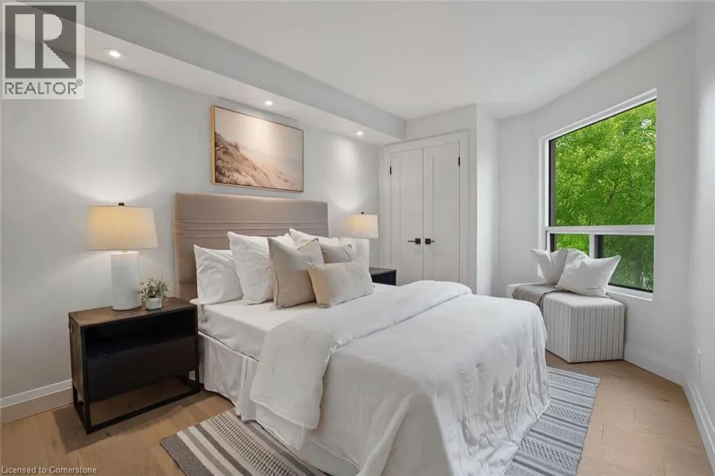 2190 LAKESHORE Road Unit# 403, #403