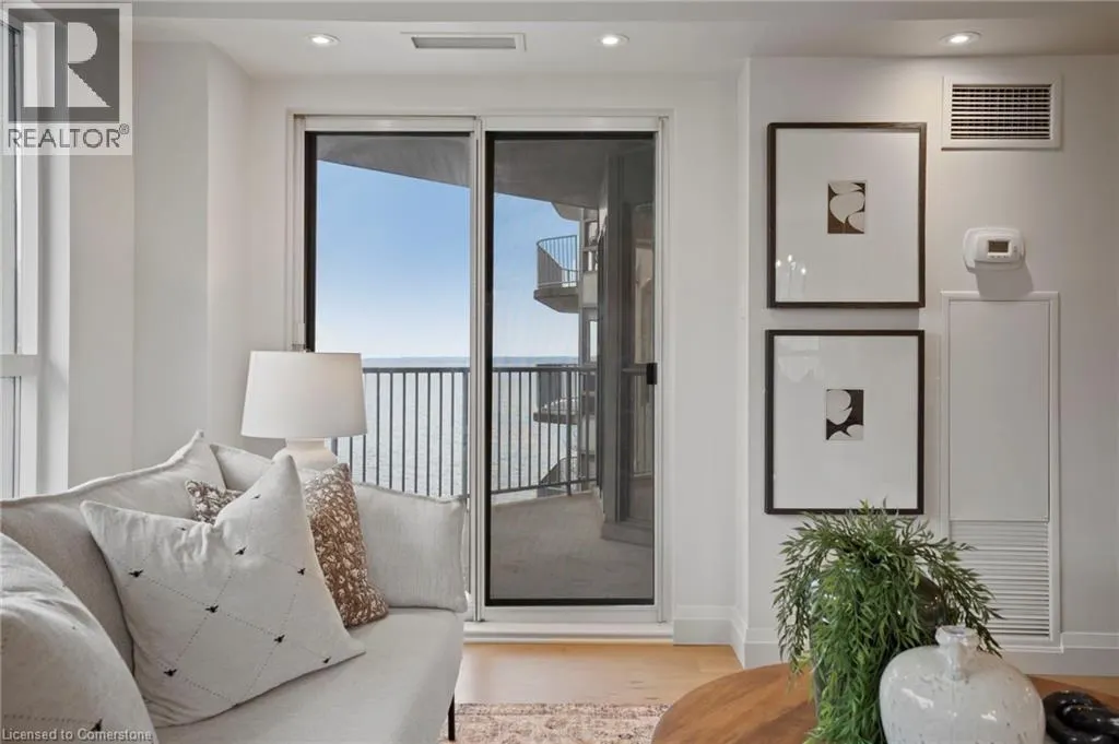 2190 LAKESHORE Road Unit# 403, #403