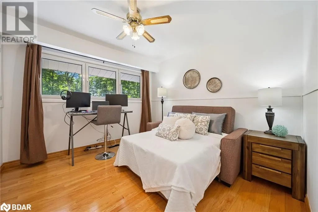 470 PARKVIEW Court
