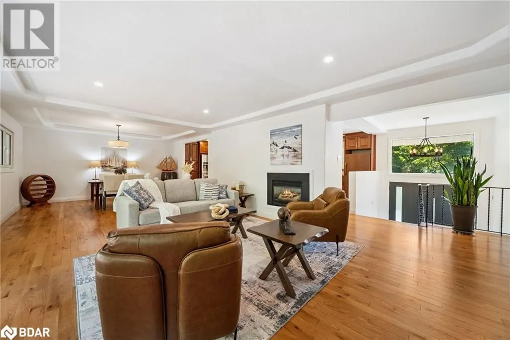 470 PARKVIEW Court