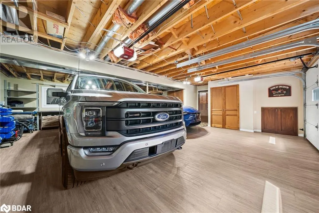 470 PARKVIEW Court