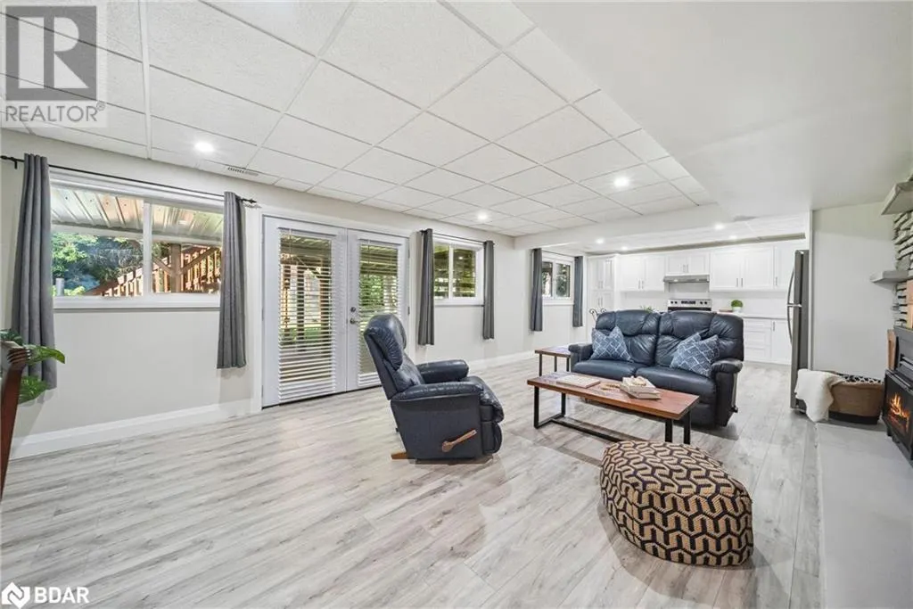 470 PARKVIEW Court