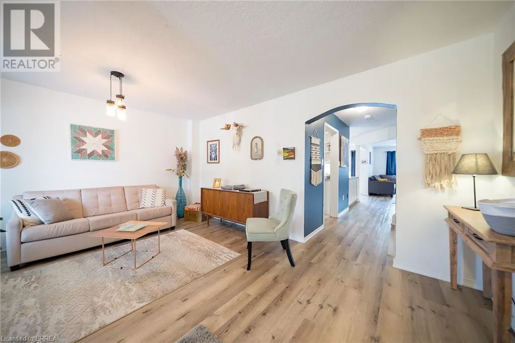 9 OSBORN Avenue