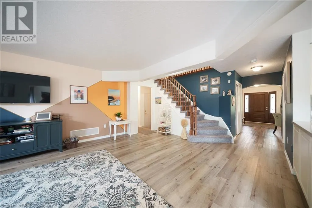 9 OSBORN Avenue