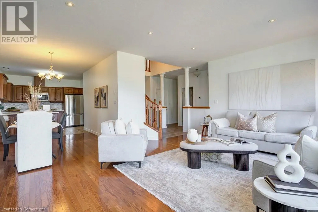 2 GREEN GABLE Place