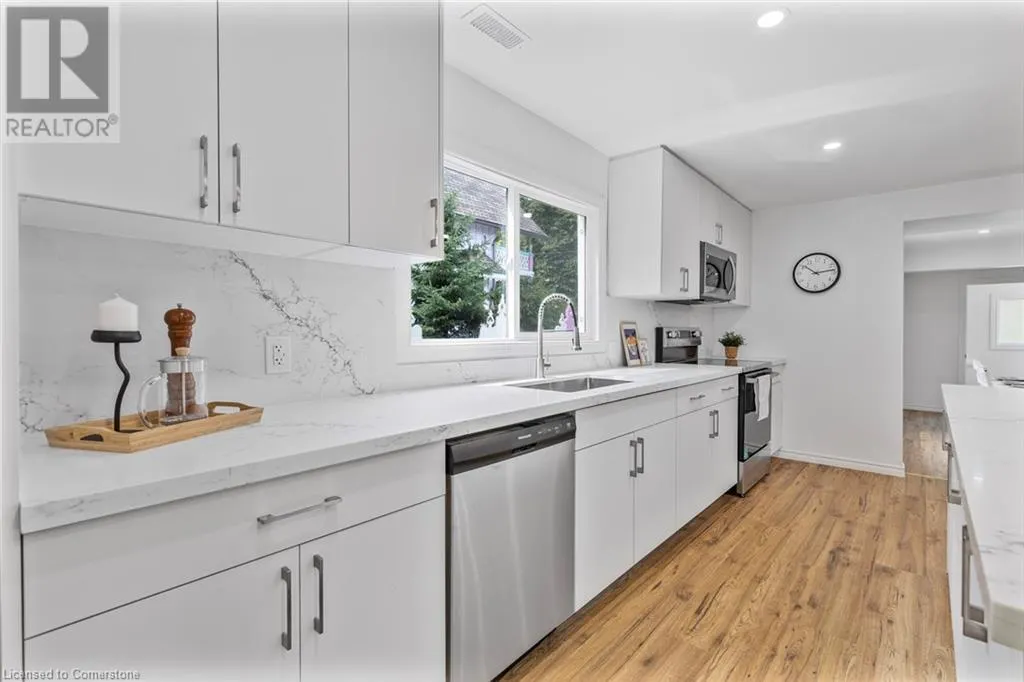 15 FAIR Avenue
