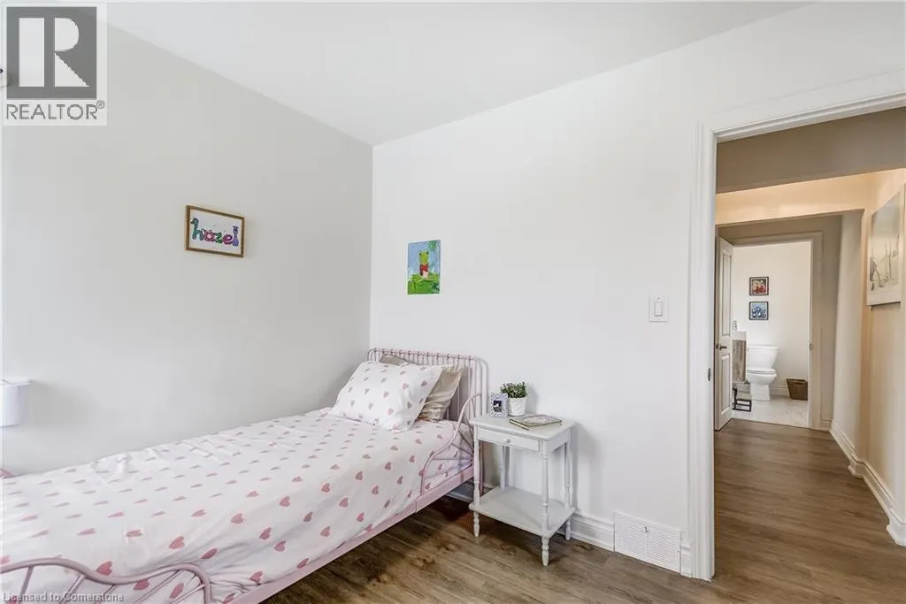 183 NASH Road N