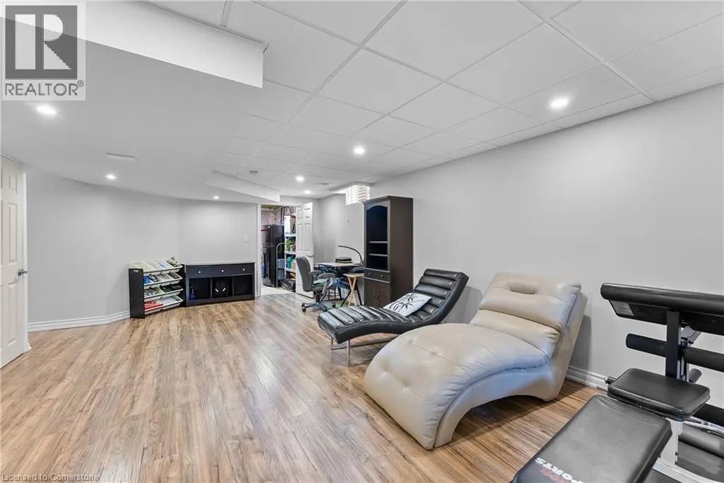 5743 JAKE Crescent