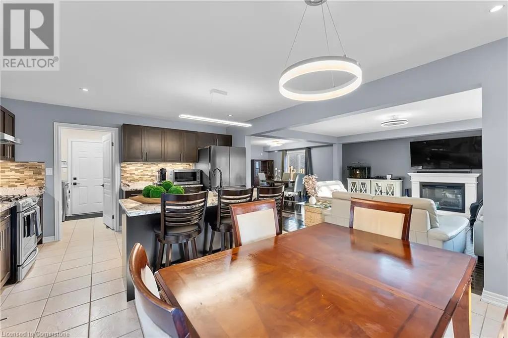 5743 JAKE Crescent