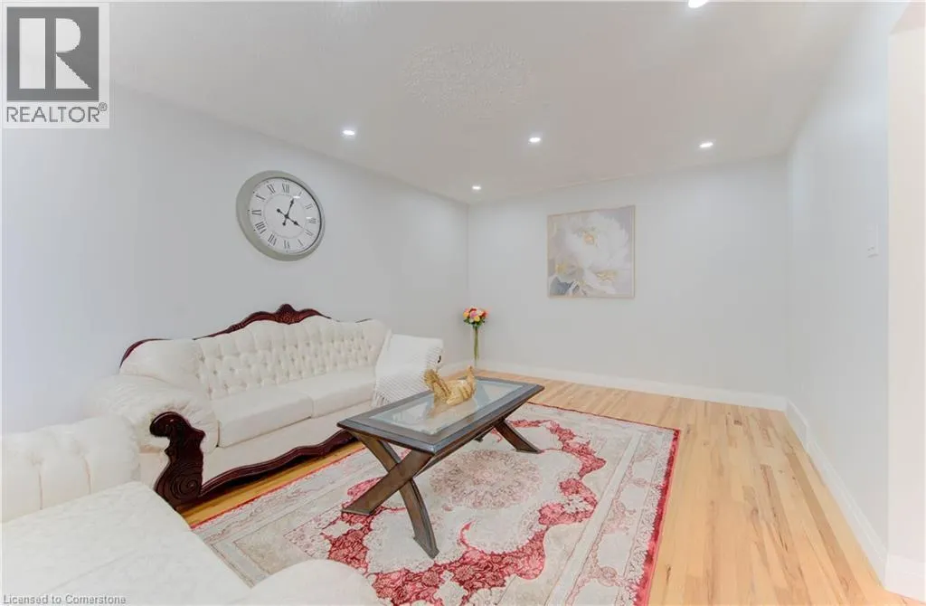 148 DRIFTWOOD Drive