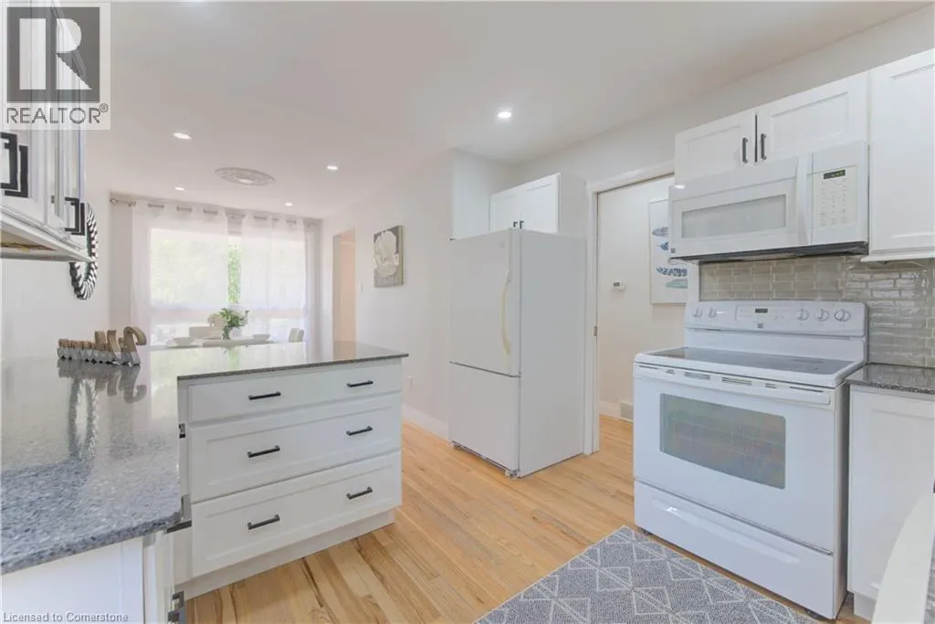 148 DRIFTWOOD Drive
