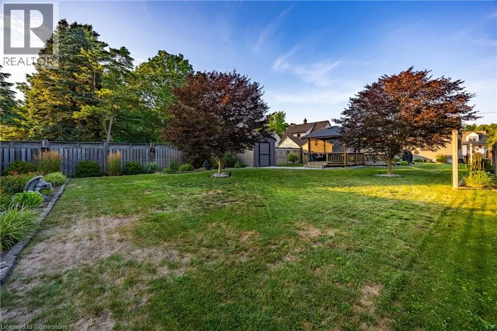 22 LEE Avenue