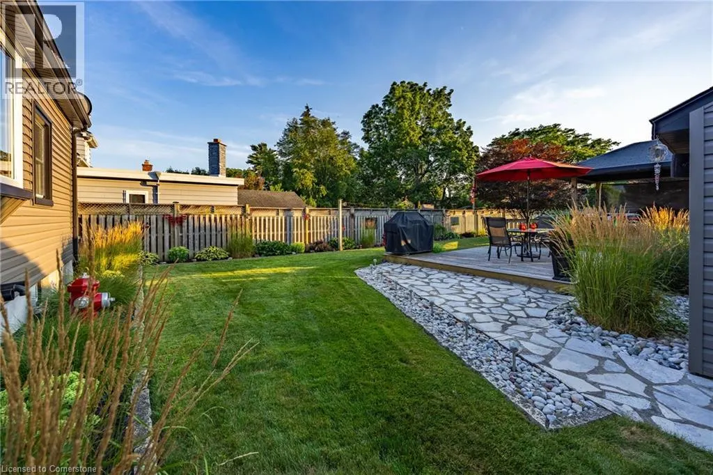 22 LEE Avenue
