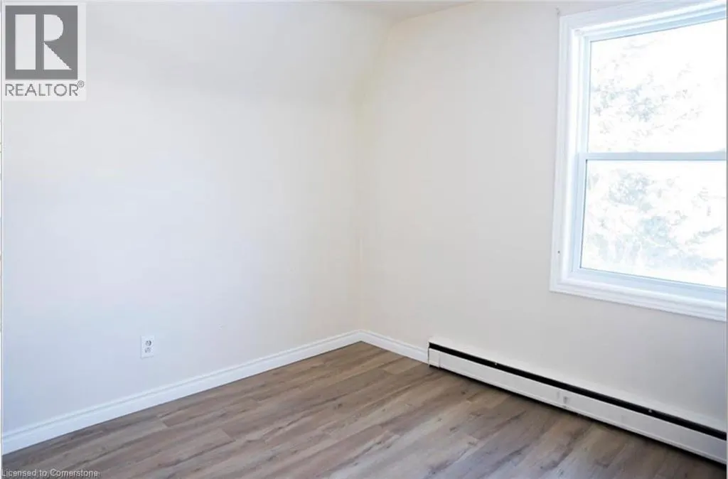 250 HIGHLAND Road W