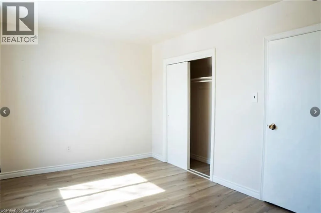 250 HIGHLAND Road W