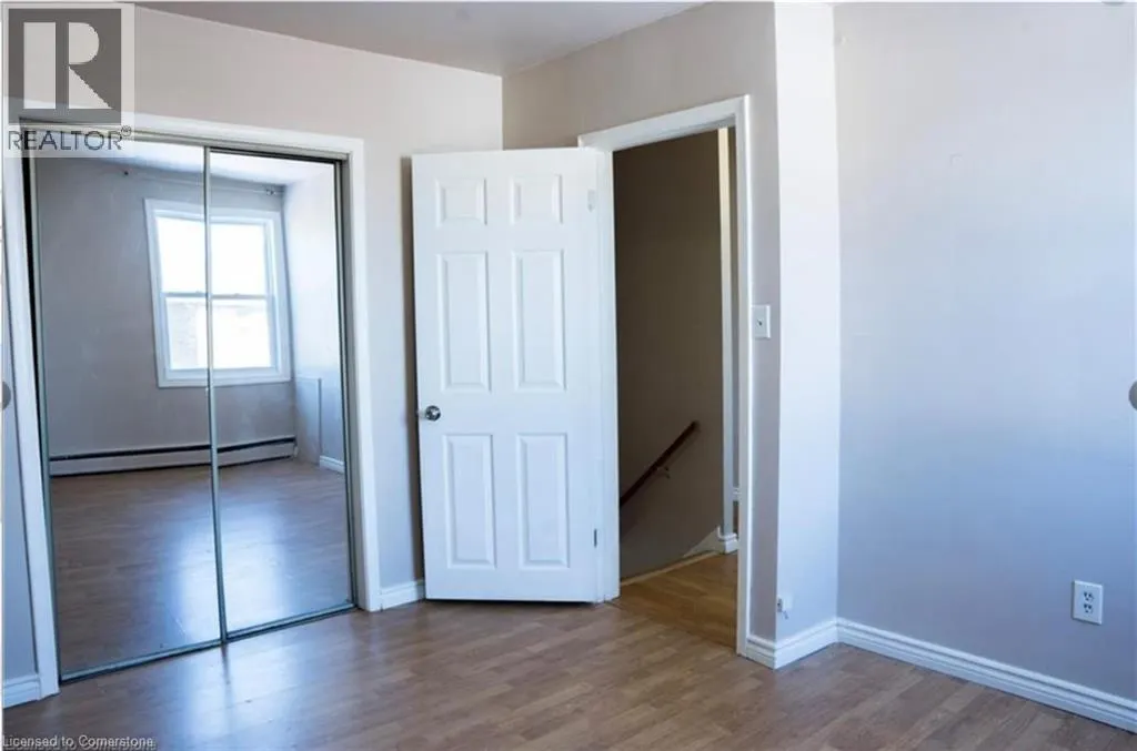 250 HIGHLAND Road W